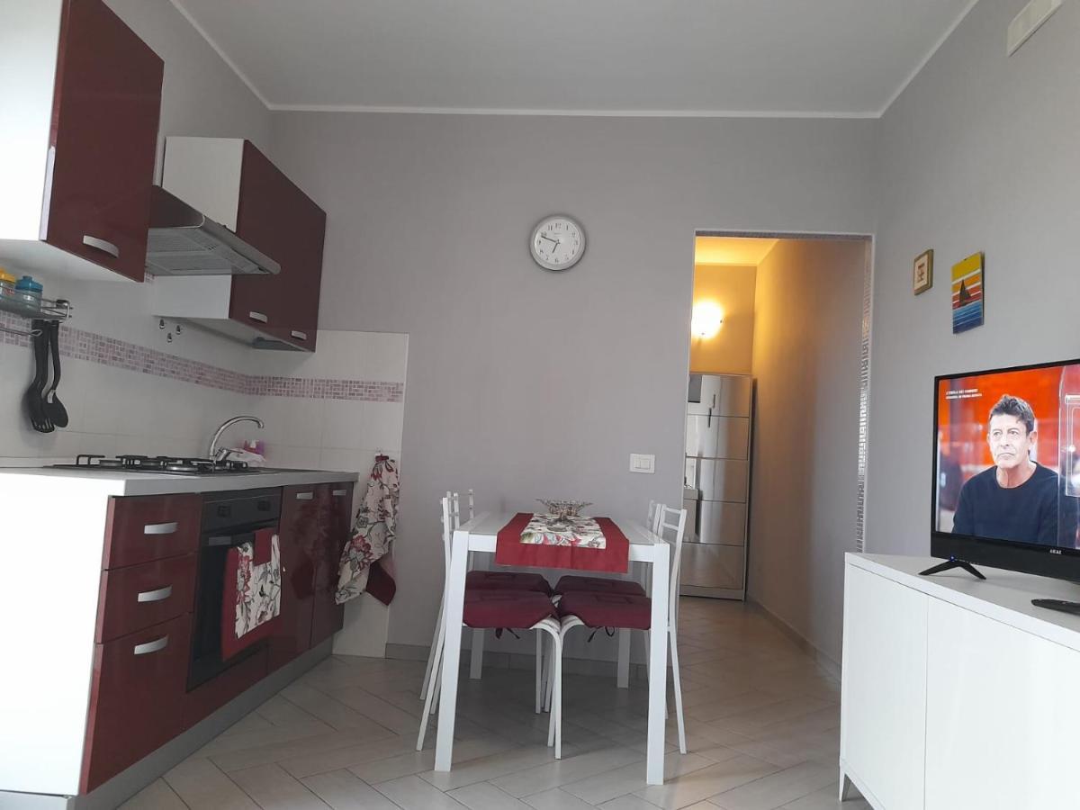 Appartamento Al Primo Piano Margherita ซาบาอูเดีย ภายนอก รูปภาพ